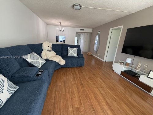 l110-8310 Sands Point Blvd, Tamarac, FL, 33321-3812 | Card Image
