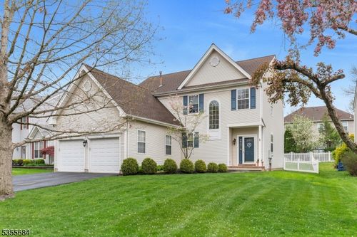 141 Walters Brook Dr, Bridgewater, NJ, 08807-5633 | Card Image