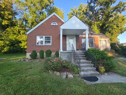 400 Gloucester Ave, Middlesboro, KY, 40965-2844 | Card Image