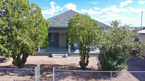 653 E 18th St, Douglas, AZ, 85607-1429 | Card Image