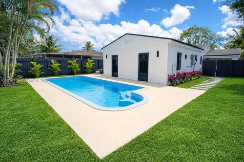 1645 Ne 180th St, North Miami Beach, FL, 33162-1413 | Card Image