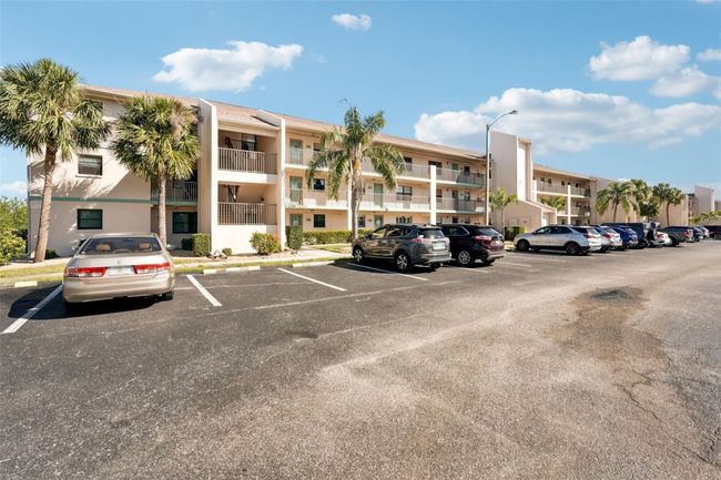 APT-717 - 175 Kings Hwy, Condo with 2 bedrooms, 2 bathrooms and null parking in PUNTA GORDA FL | Image 33