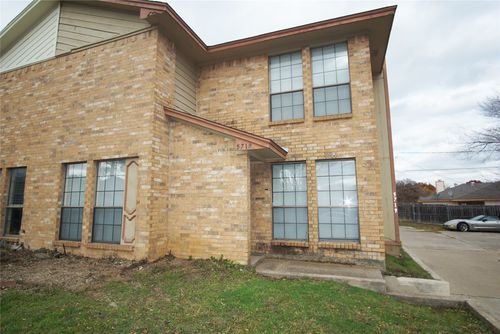 5719 Red Cactus Ct, Arlington, TX, 76017-2045 | Card Image