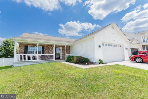 132 Obadiah Dr, MARTINSBURG, WV, 25405-1141 | Card Image
