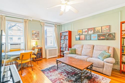 apt-3-14 James St, Brookline, MA, 02446-3713 | Card Image