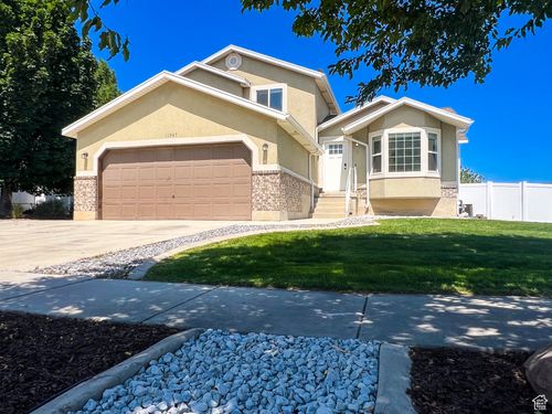 11947 S Dynamite Cir, Herriman, UT, 84096-7721 | Card Image