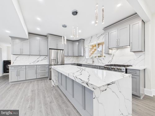 820 E Oldtown Rd, CUMBERLAND, MD, 21502-4034 | Card Image