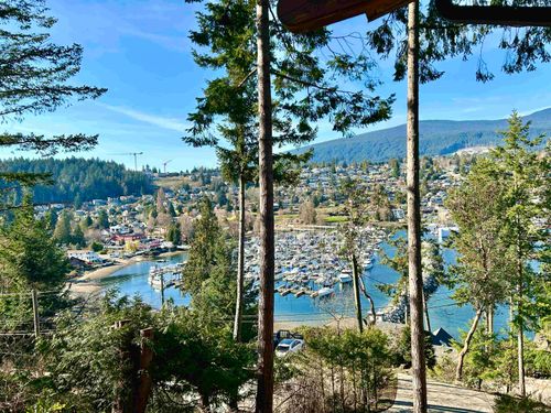 395 Skyline Dr, Gibsons, BC, V0N1V8 | Card Image