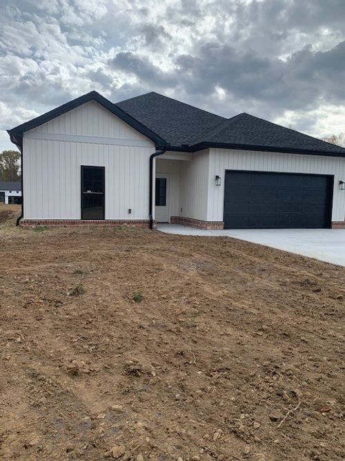 4140 Riley Creek Rd, Normandy, TN, 37360-3036 | Card Image