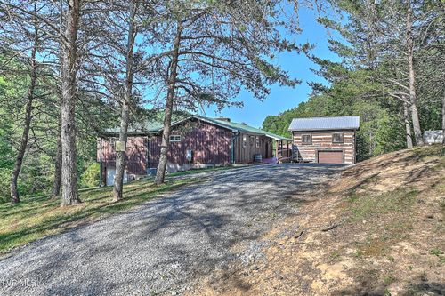 3388 Flower Gap Rd, Blackwater, VA, 24221-8230 | Card Image
