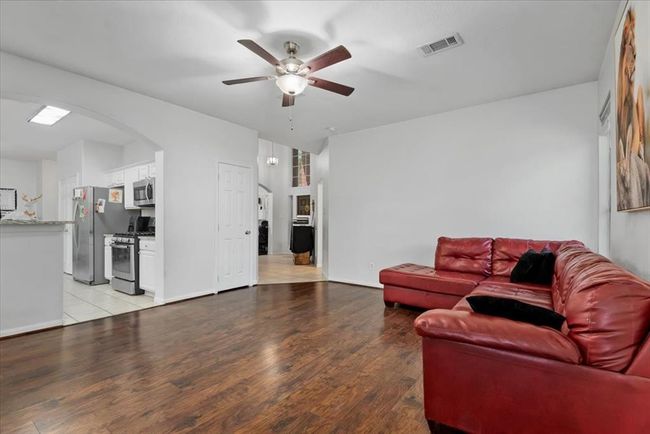 8731 Majesticbrook Dr, House other with 4 bedrooms, 3 bathrooms and 2 parking in Houston TX | Image 7