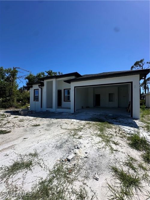 205 Australian Dr, ROTONDA WEST, FL, 33947-4801 | Card Image