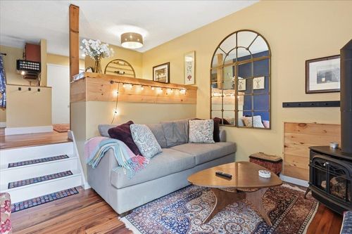 h4-1075 Butternut Hill Rd, Waitsfield, VT, 05673-6197 | Card Image