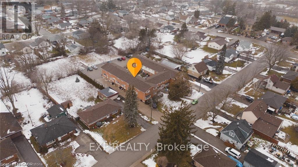 Residential Lease in Woodstock (Woodstock - South) 2