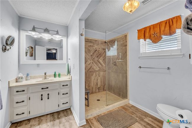 18481 Elm Creek Rd, House other with 3 bedrooms, 4 bathrooms and null parking in Moody TX | Image 41