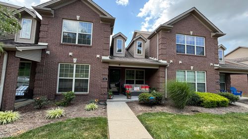 1331 Russell Springs Dr, Lexington, KY, 40511-8466 | Card Image