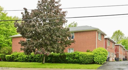 apt-9-2868 Noble Rd, Cleveland Heights, OH, 44121-2236 | Card Image