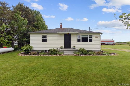 10605 Wilkinson Rd, Lennon, MI, 48449-9689 | Card Image