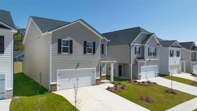 12008 Conrad Circle, House other with 5 bedrooms, 3 bathrooms and 2 parking in Hampton GA | Image 2