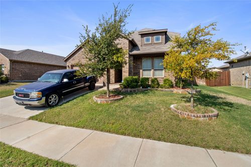 1124 Donnington Trl, Saginaw, TX, 76131-2158 | Card Image