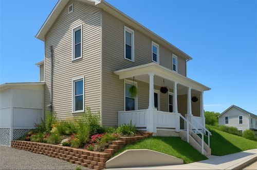 218 Mercer St, Clintonville, PA, 16372-9826 | Card Image