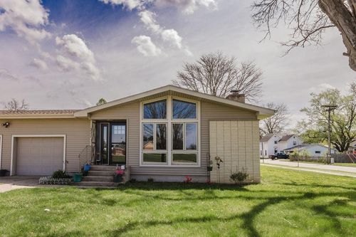 311 N Westmor Street Street, Spring Green, WI, 53588 | Card Image