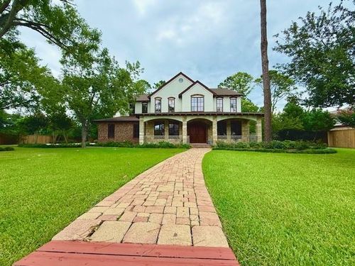 26 Hedwig Cir, Hedwig Village, TX, 77024-4519 | Card Image