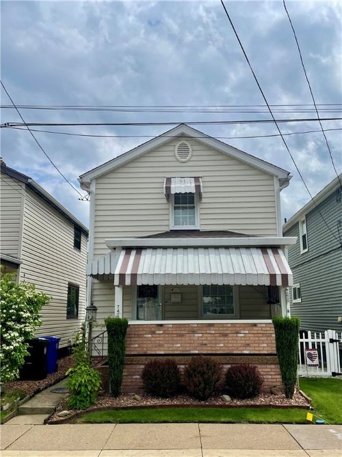 742 Indiana Ave, Monaca, PA, 15061-2122 | Card Image