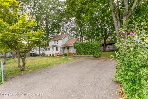 5 Larch St, Beacon, NY, 12508-2811 | Card Image