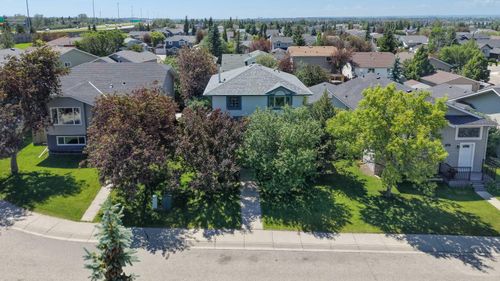 14 Easterbrook Pl Se, Airdrie, AB, T4B2H2 | Card Image