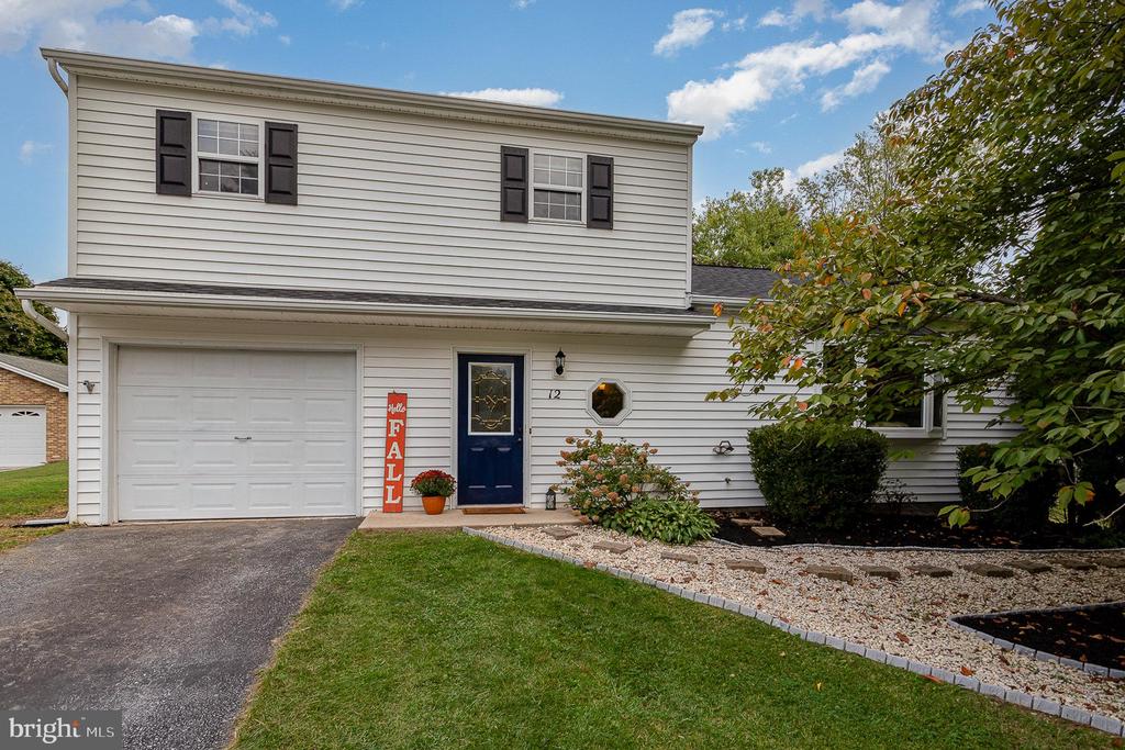 Autumn Dr, Dillsburg, PA 17019