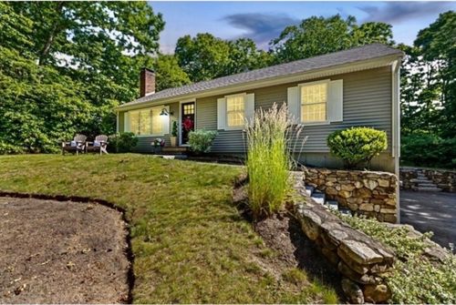 15 Surrey Ln, Sandwich, MA, 02563-2819 | Card Image