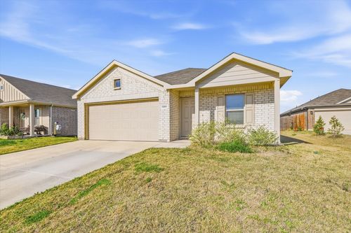 1393 Beach Dr, Azle, TX, 76020-4875 | Card Image