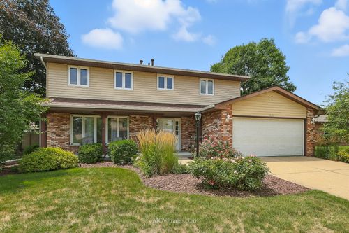 515 David Dr, Shorewood, IL, 60404-9710 | Card Image