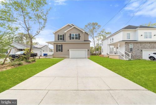 445 Redwood Ave, GALLOWAY, NJ, 08205-4571 | Card Image