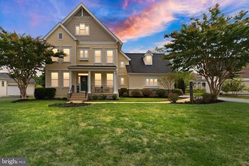 4093 Von Neuman Cir, WARRENTON, VA, 20187-3964 | Card Image