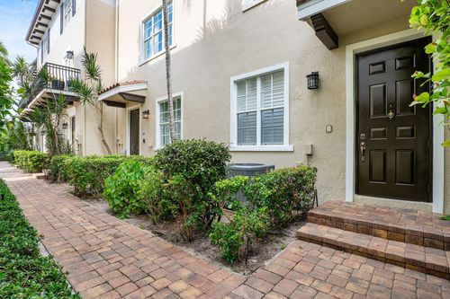 apt-i-72 Se 6th Ave, Delray Beach, FL, 33483-5308 | Card Image