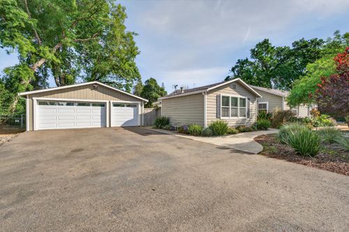 5525 Kenneth Avenue, Carmichael, CA, 95608 | Card Image