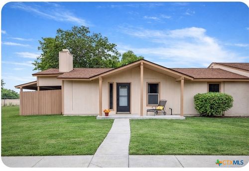 apt-20-1051 Country Club Dr, Seguin, TX, 78155-7130 | Card Image