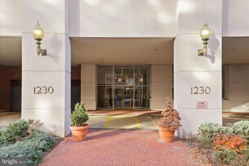 apt-918-1230 23rd St Nw, WASHINGTON, DC, 20037-1163 | Card Image