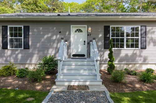 47 Currier Rd, East Falmouth, MA, 02536-4614 | Card Image