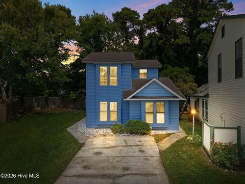 1052 Valley Dr, Calabash, NC, 28467-2937 | Card Image