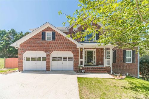 1545 Summit Pond Cir, Loganville, GA, 30052-5395 | Card Image