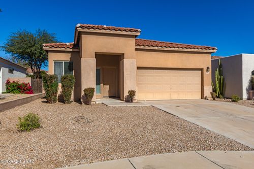 335 E Calle Nacrita, Green Valley, AZ, 85614 | Card Image