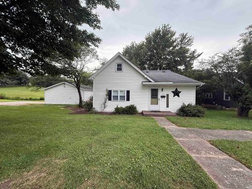 715 Sw 1st St, Washington, IN, 47501-3905 | Card Image