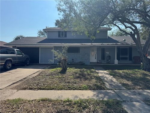 210 Pecos St, Portland, TX, 78374-1327 | Card Image