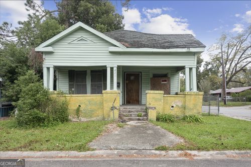 820 Pittman St, Waycross, GA, 31501-5459 | Card Image