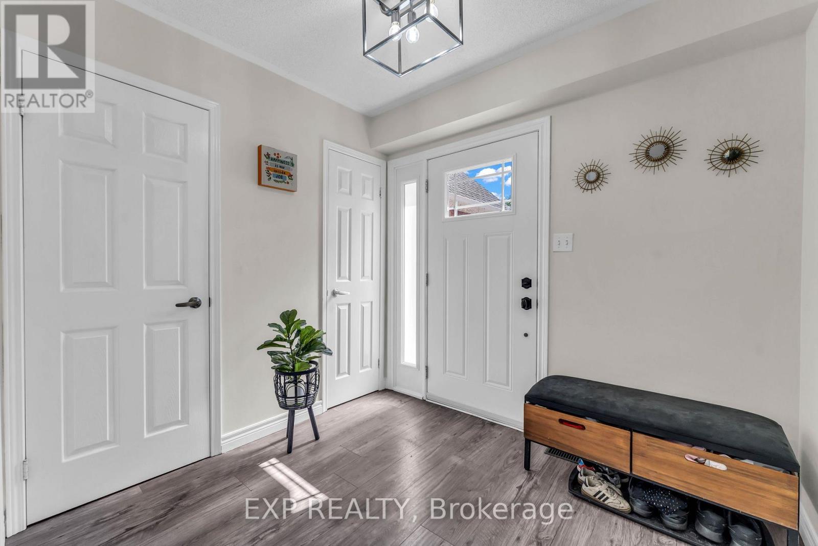 Residential in Lincoln (Beamsville) 4