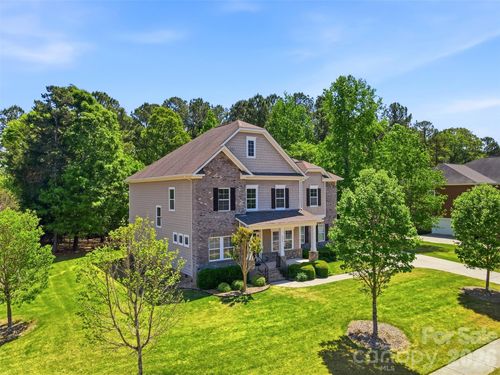 2020 Madeira Cir, Waxhaw, NC, 28173-7279 | Card Image