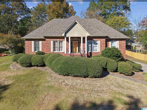 305 Roundabout Dr, TRUSSVILLE, AL, 35173-1289 | Card Image